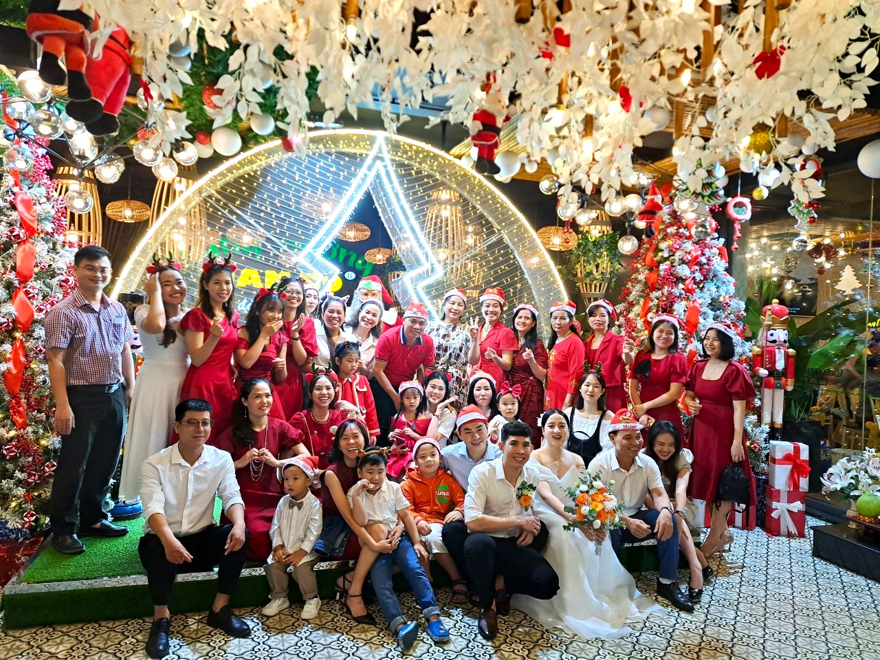 Sức Hút Khó Cưỡng Của Tiệc Cưới Sân Vườn Garden