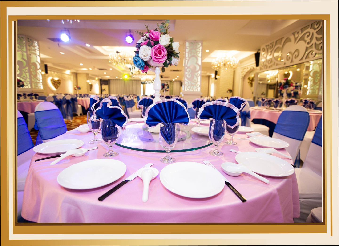 Vị trí và Sức chứa